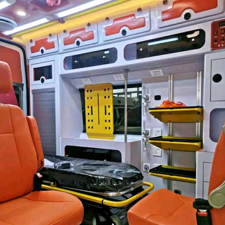 平远长途救护车护送病人租赁价格